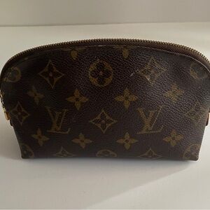 Louis Vuitton 80s monogram cosmetic pochette PM repainted, date code covered